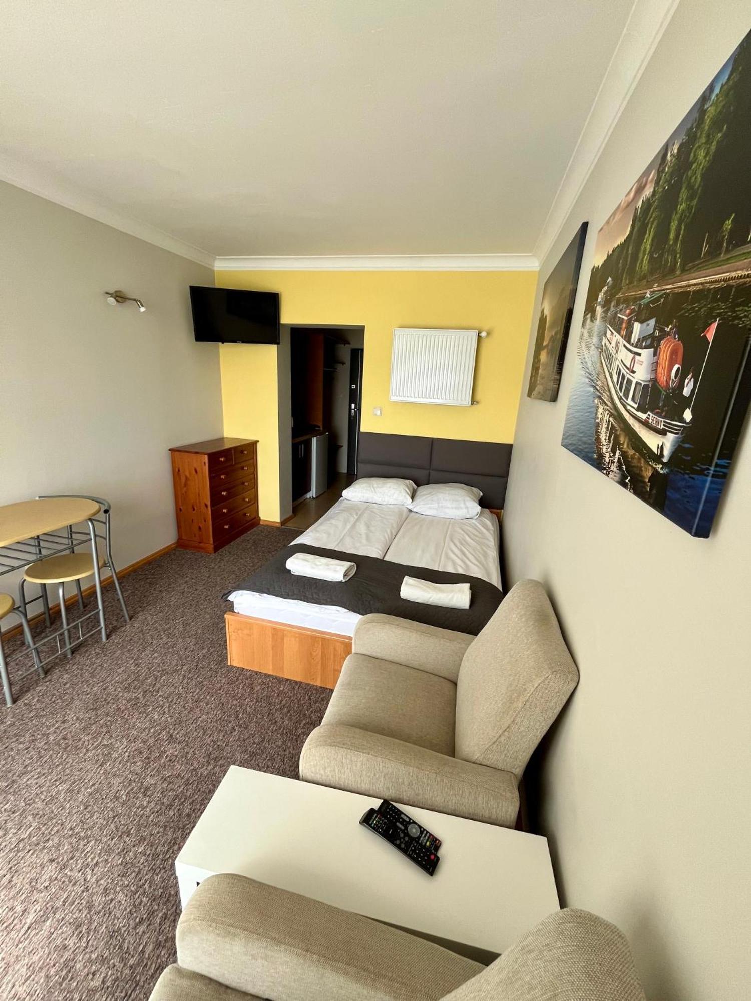 Gosciniec Rospuda 1 Bed & Breakfast Augustow Bagian luar foto